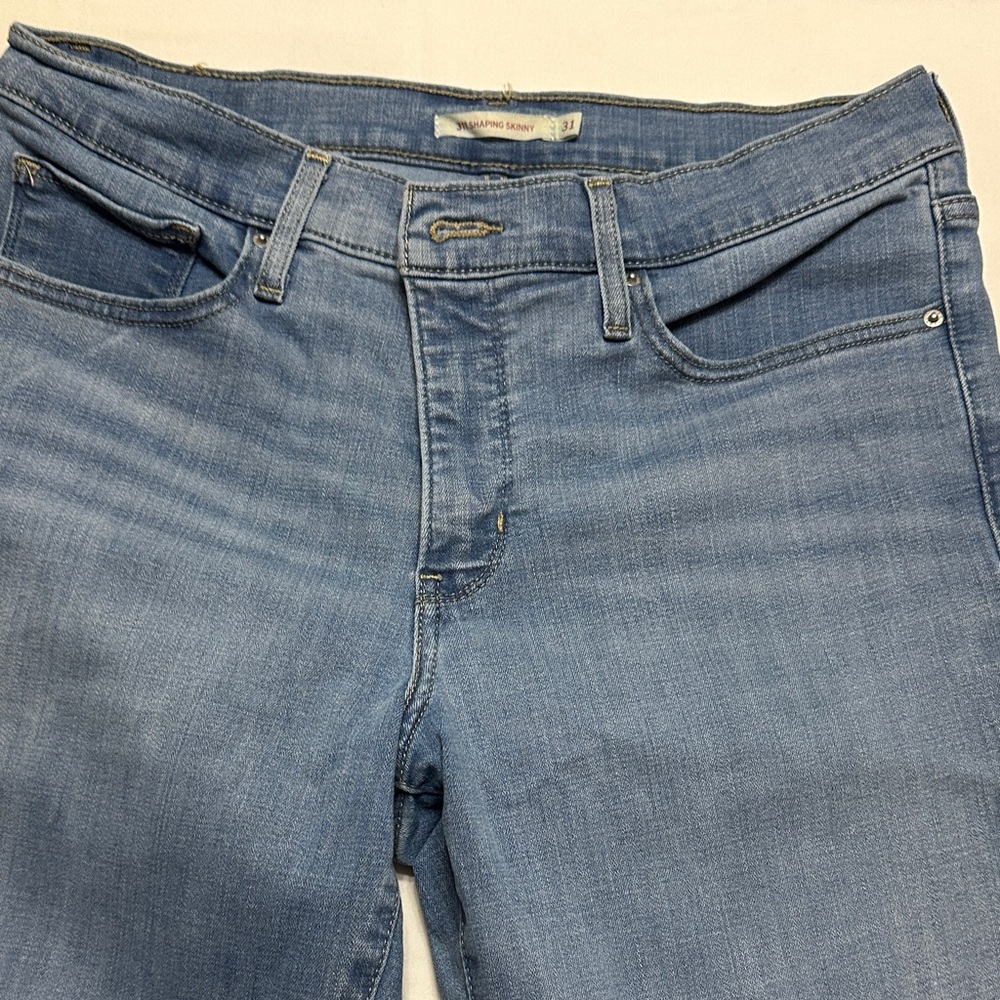 Classic Light Blue Skinny Jeans